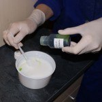 Añadir colorante verde pistacho al jabón de glicerina Añadir colorante verde pistacho al jabón de glicerina
