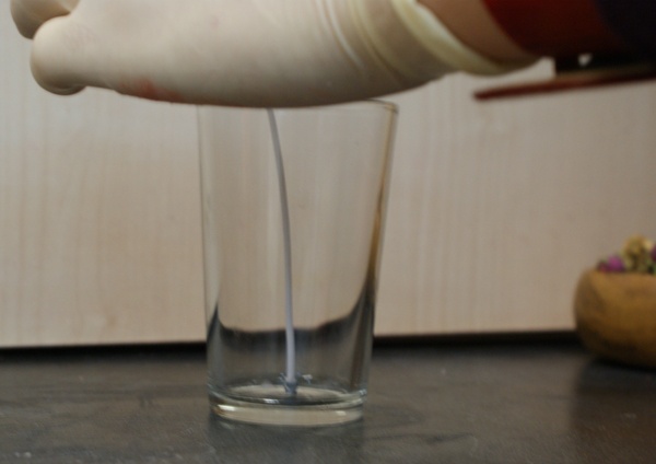 Paso 1.3 Hacer velas de gel con capullitos de rosa Paso 1.3 Hacer velas de gel con capullitos de rosa
