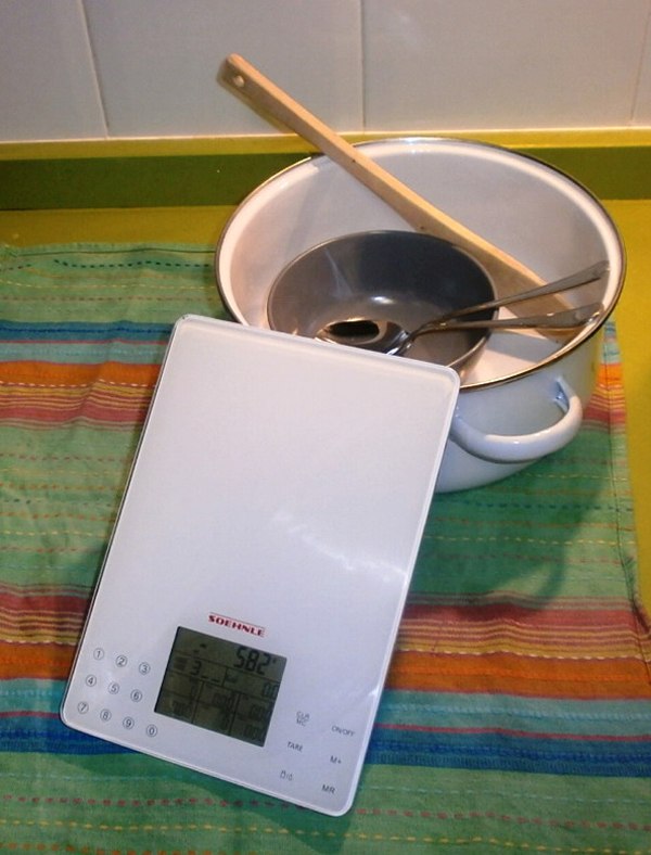 Herramientas para hacer jabon. Herramientas para hacer jabon.