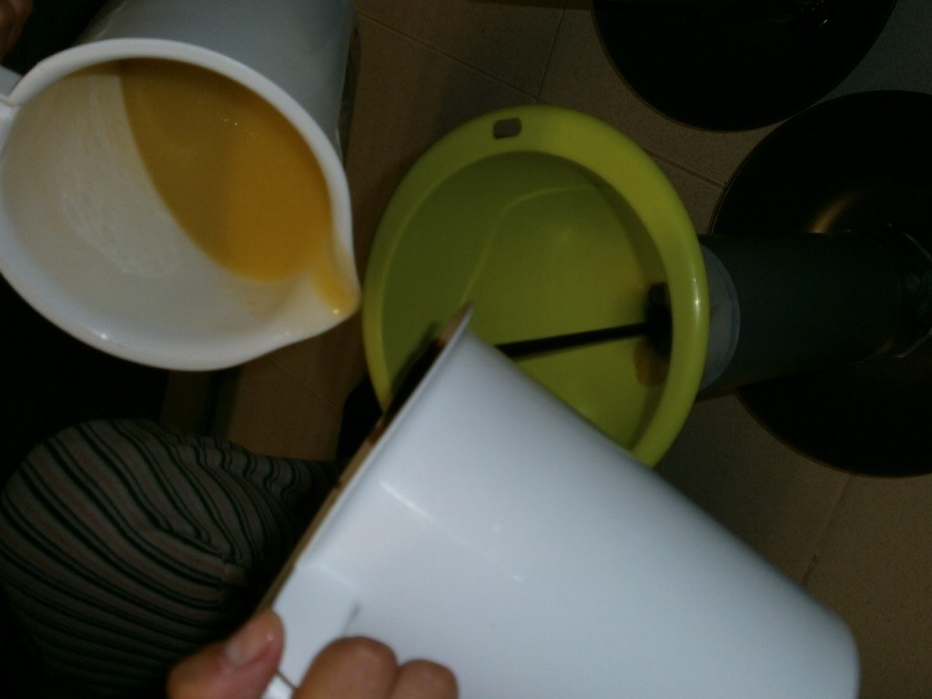 Hacer jabon de Chocolate. Hacer jabon de Chocolate.