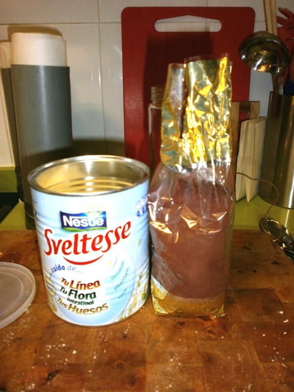Cacao 100% y Leche en Polvo para hacer jabones. Cacao 100% y Leche en Polvo para hacer jabones.