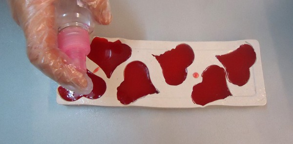Paso 10 Hacer jabones de Boda Corazones Paso 10 Hacer jabones de Boda Corazones